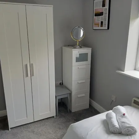 Apartment Street Retreat